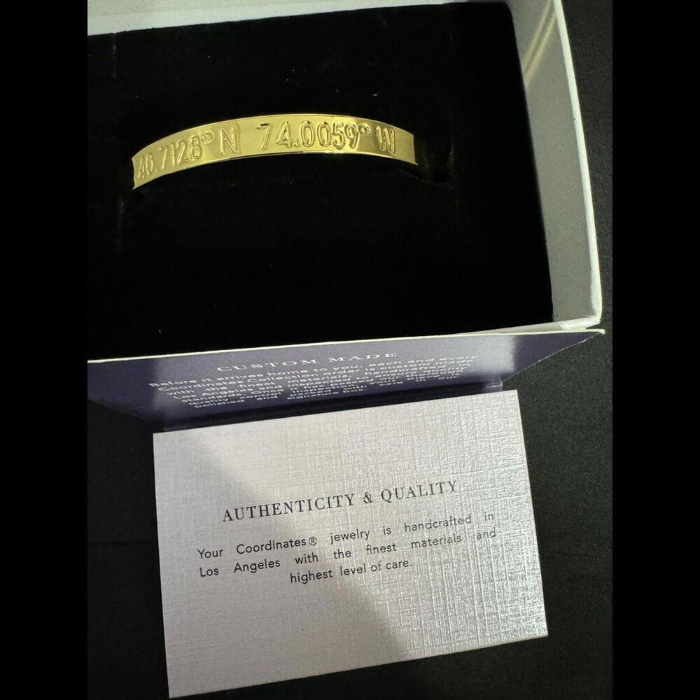 Coordinates Collection Legend Customized New York City Gold Bracelet New In Box